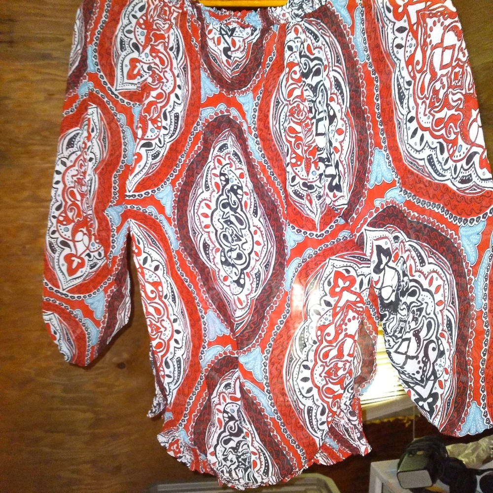 Daisy Fuentes red Summer Top